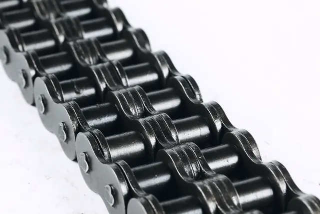Single-strand roller chain