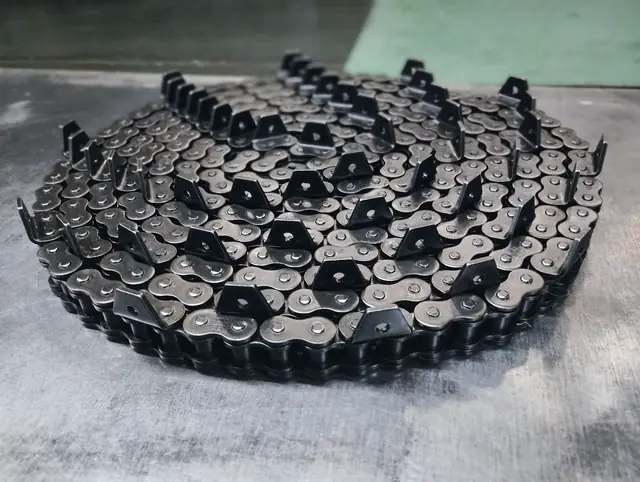 16BM O-ring chain with attachments