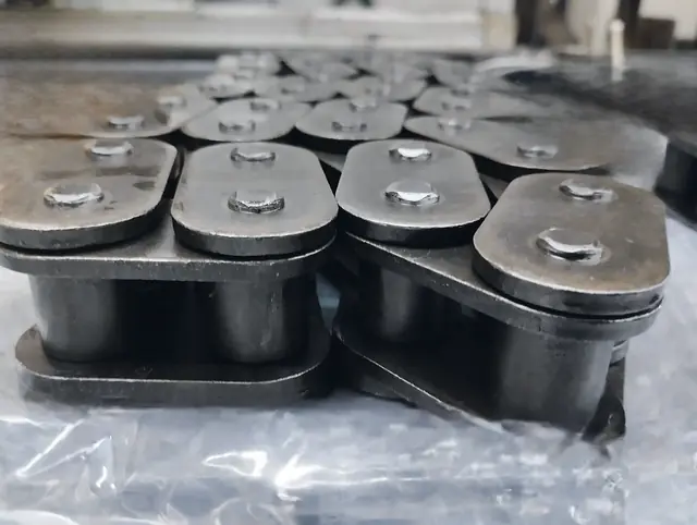 Special plate chain